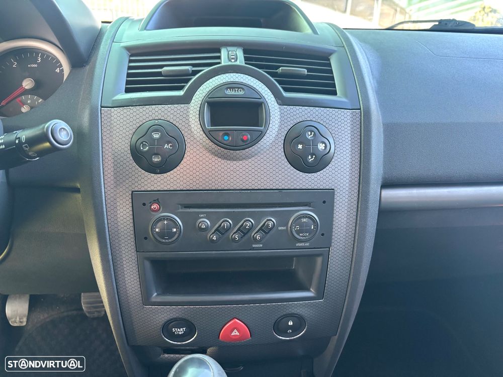 Renault Mégane Break 1.5 dCi Dynamique - 14