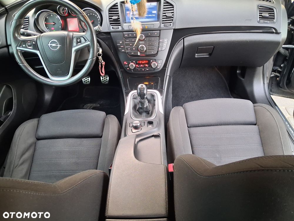Opel Insignia - 11