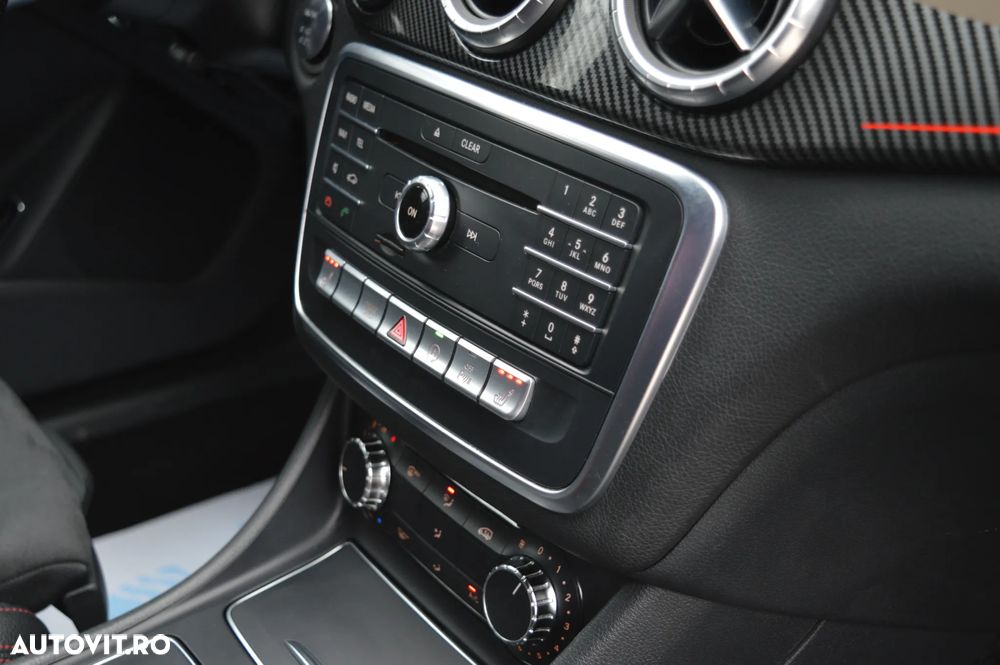 Mercedes-Benz CLA 250 4MATIC SB Aut. - 36