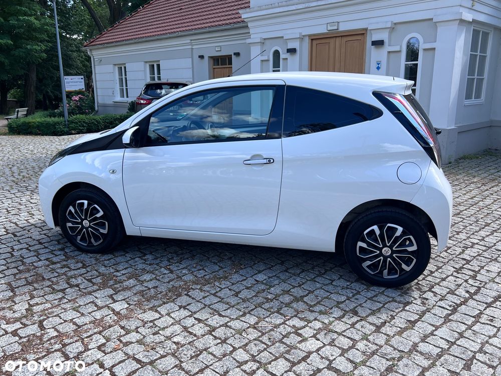Toyota Aygo x - 8