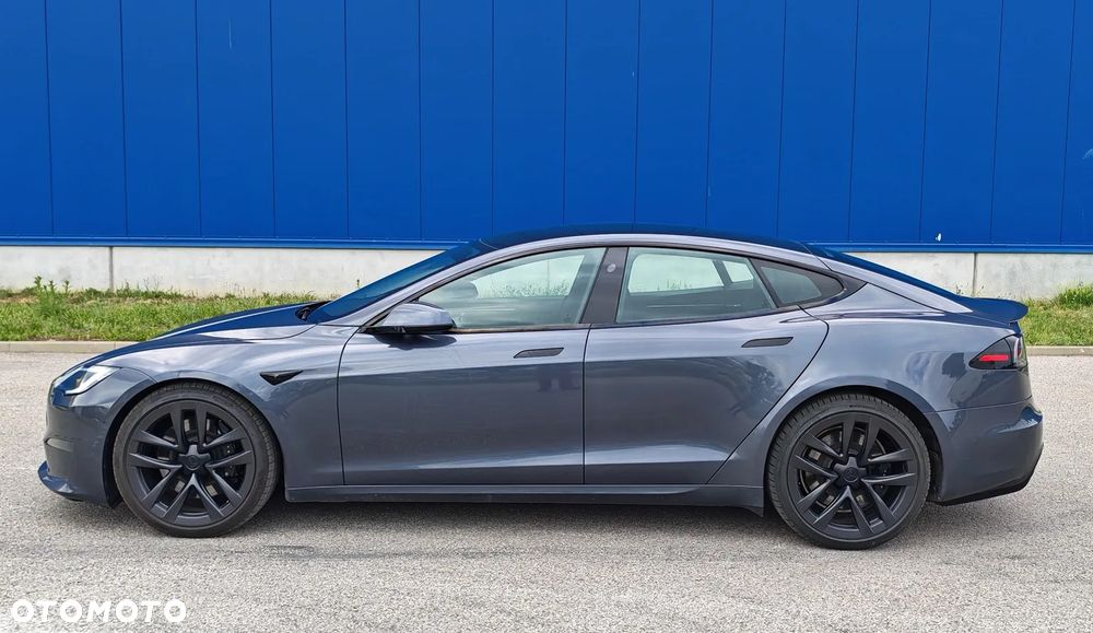 Tesla Model S Plaid - 8