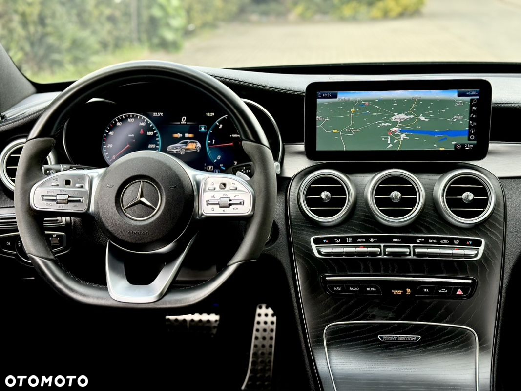 Mercedes-Benz Klasa C 220 d T 9G-TRONIC AMG Line - 5