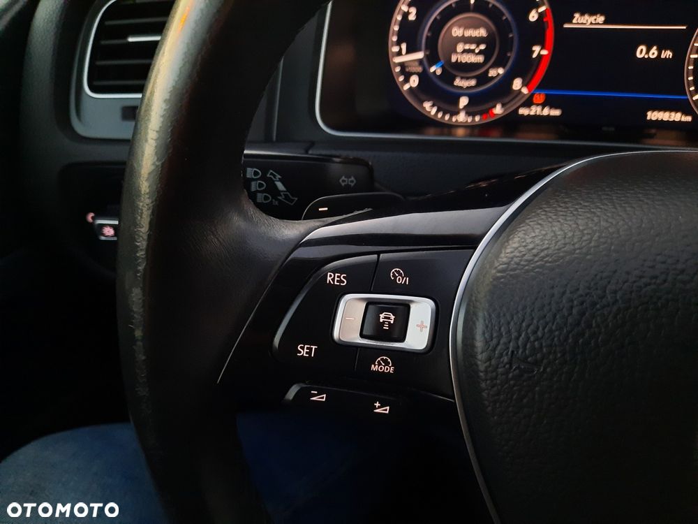 Volkswagen Golf 1.4 TSI (BlueMotion Technology) DSG Highline - 25