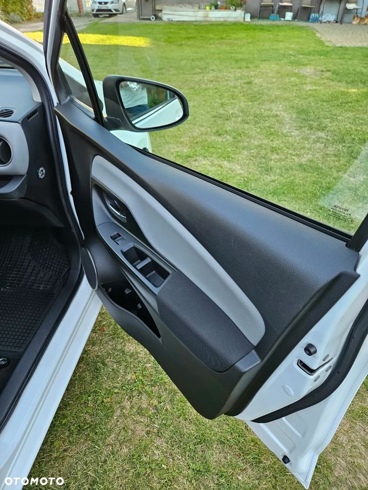 Toyota Yaris 1.0 Active - 29