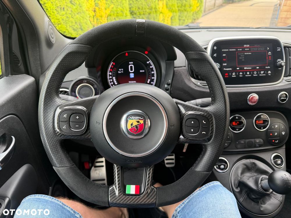 Fiat 500 595 Abarth Monster Energy Yamaha - 16