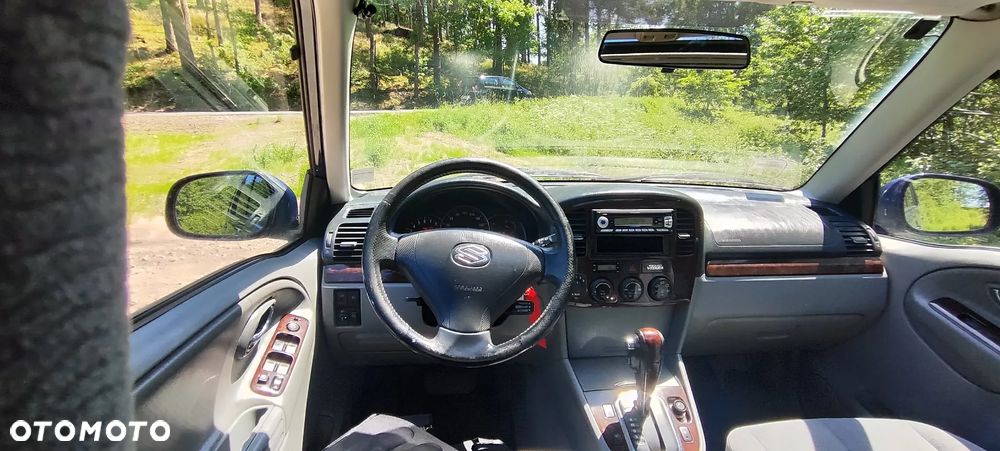 Suzuki Grand Vitara 2.7 V6 7os - 30