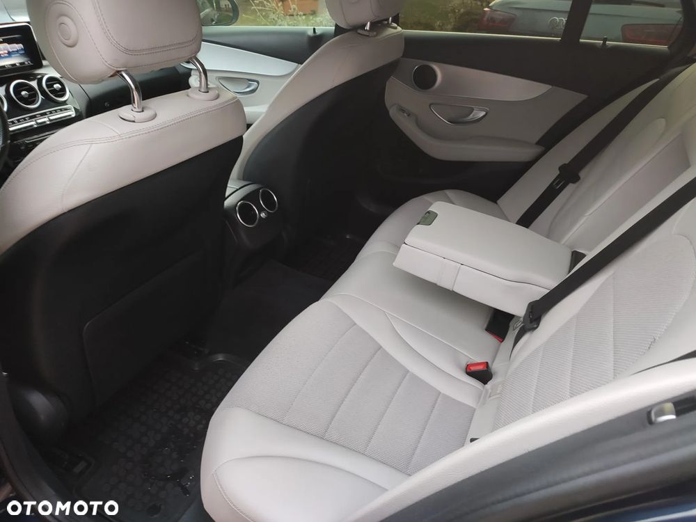 Mercedes-Benz Klasa C 200 (BlueTEC) d - 10