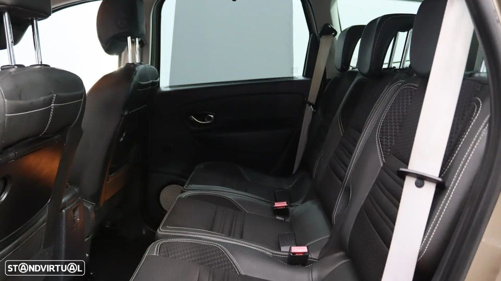 Renault Grand Scénic 1.5 dCi Bose Edition 7L - 23