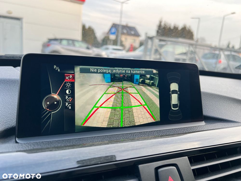 BMW 3GT 328i xDrive Sport-Aut Luxury Line - 14