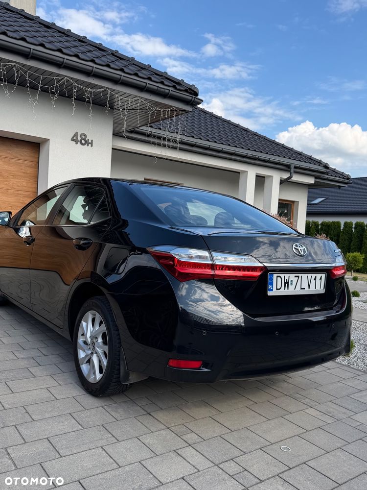 Toyota Corolla 1.6 Comfort - 5