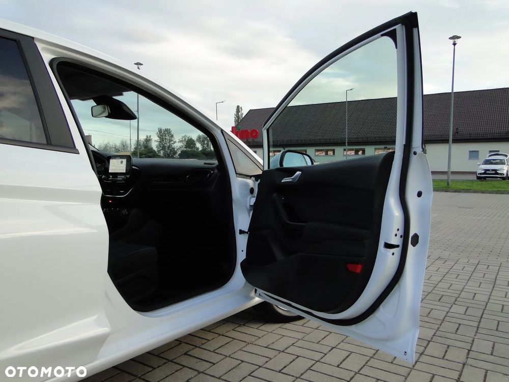 Ford Fiesta - 15