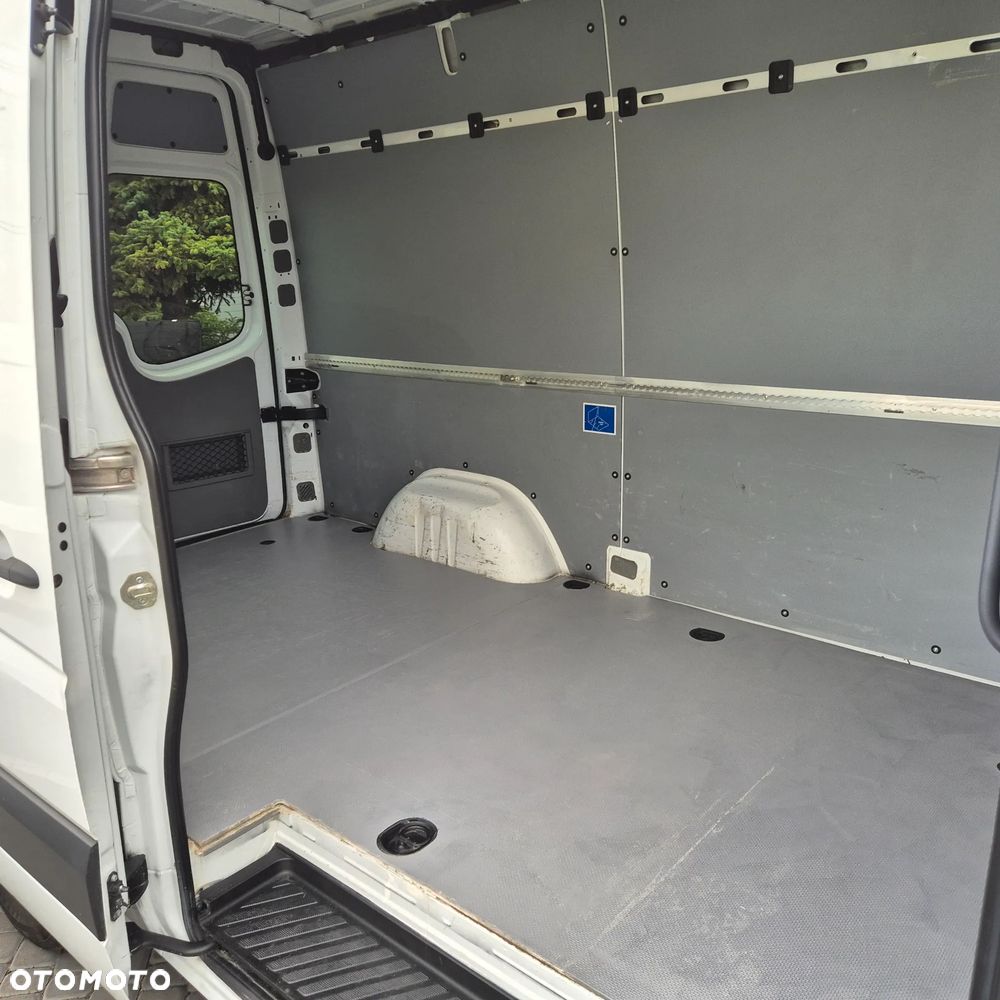 Mercedes-Benz Sprinter - 12