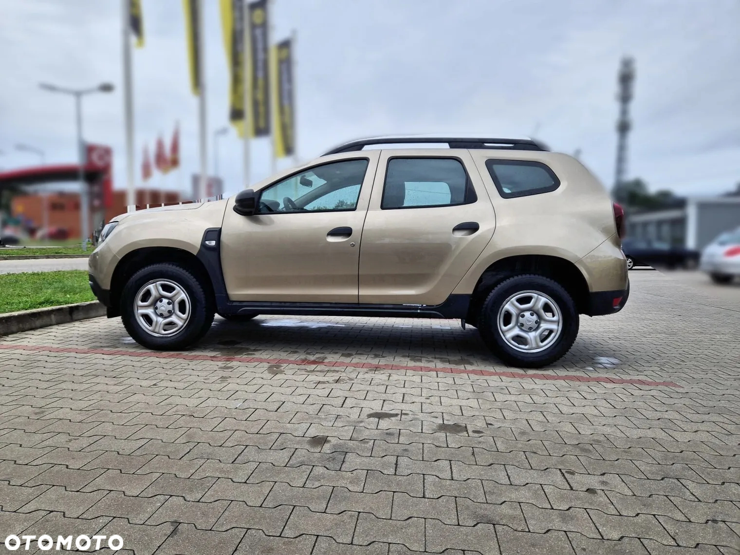 Dacia Duster 1.3 TCe FAP Essential - 6