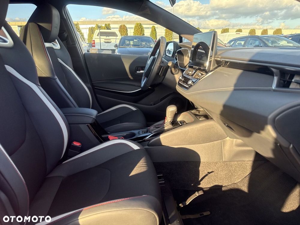 Toyota Corolla 2.0 Hybrid GR Sport - 10