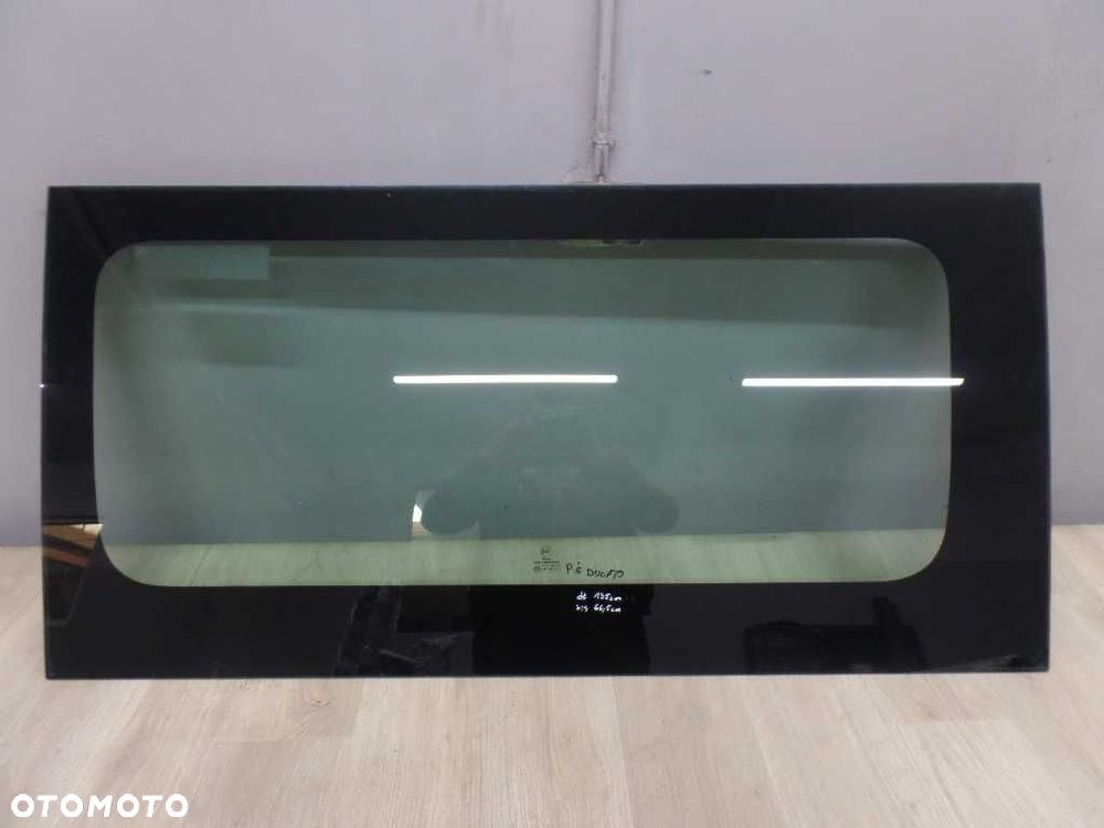 FIAT DUCATO BOXER JUMPER SZYBA BOCZNA PRAWA SRODKOWA 135 X 66,5 - 1