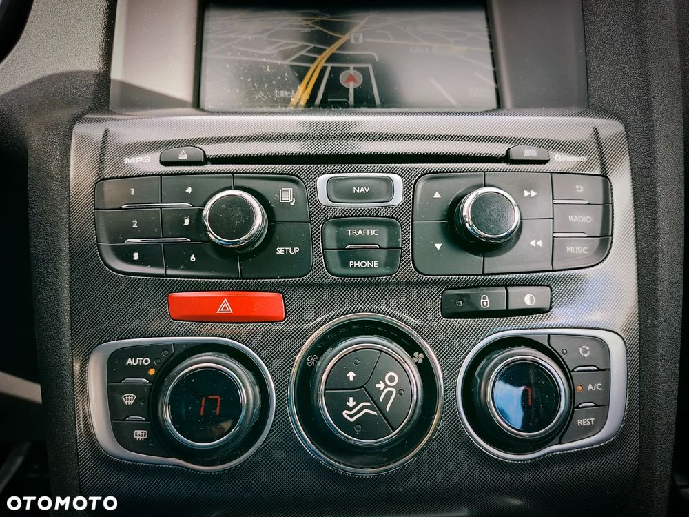 Citroën C4 1.2 e-THP Exclusive - 13