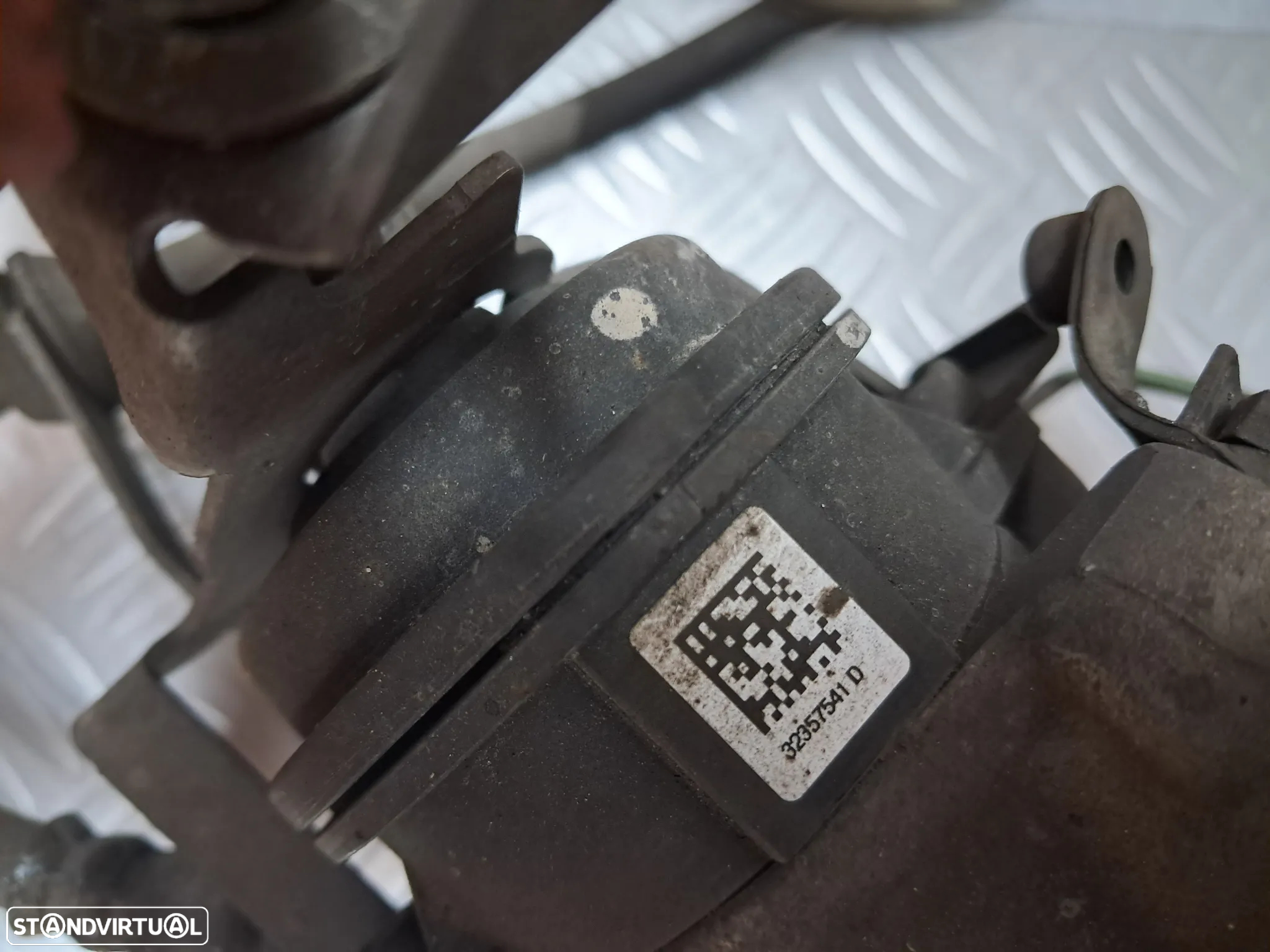Pinças de Travão elétrico Bmw Serie 5 G30 G31 520d 525d 530d 535d 2017-2023 - 5
