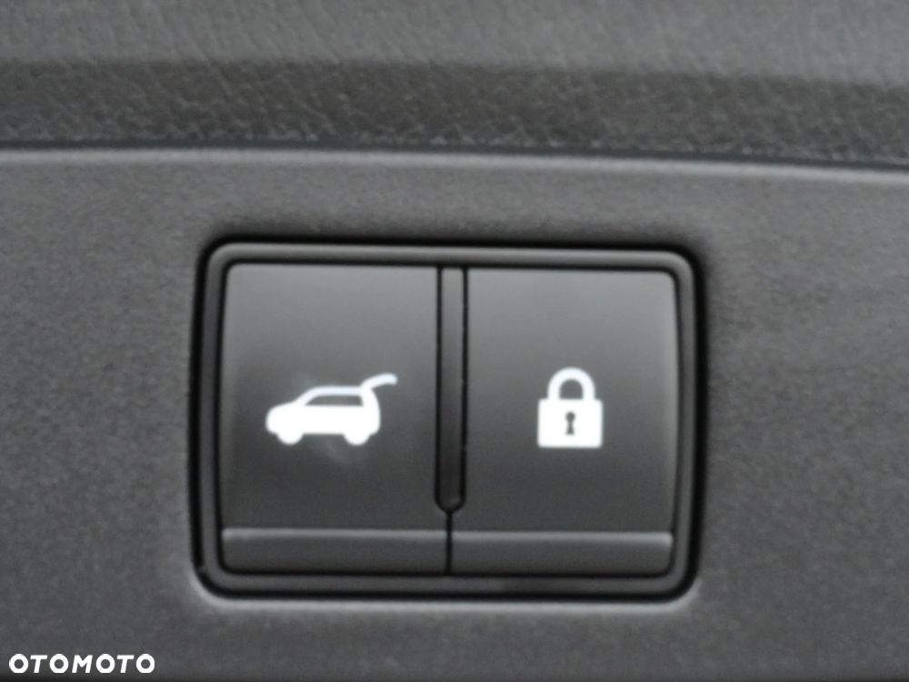 Nissan Qashqai 1.3 DIG-T mHEV Tekna Xtronic - 29