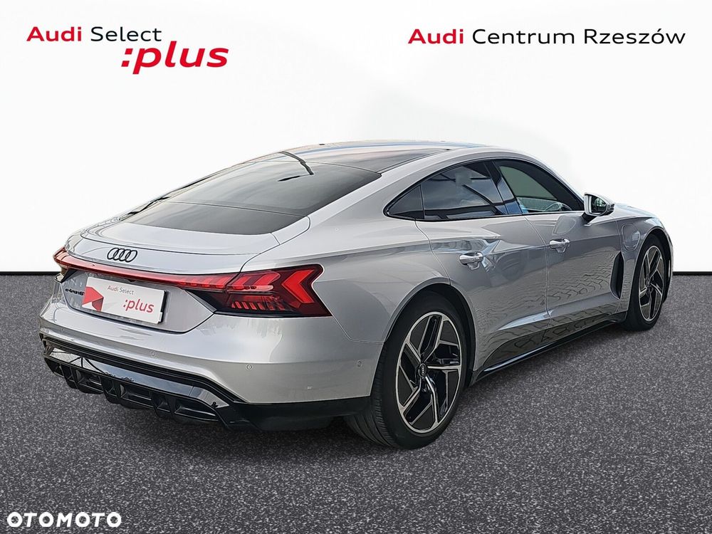 Audi e-tron GT - 5