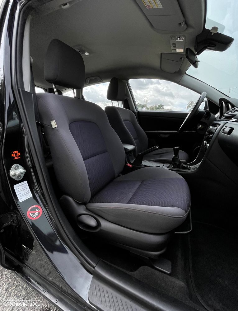 Mazda 3 Hatchback MZ-CD 1.6 Exclusive - 12