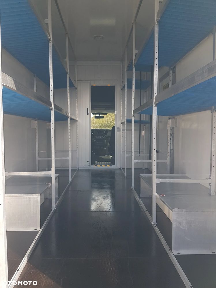 Iveco DAILY KONTENER NISKOPODŁOGOWY 4,43x2,23x2,42 SKLEP FOODTRUCK BAR KLIMA KONIOWÓZ KAMPER - 20