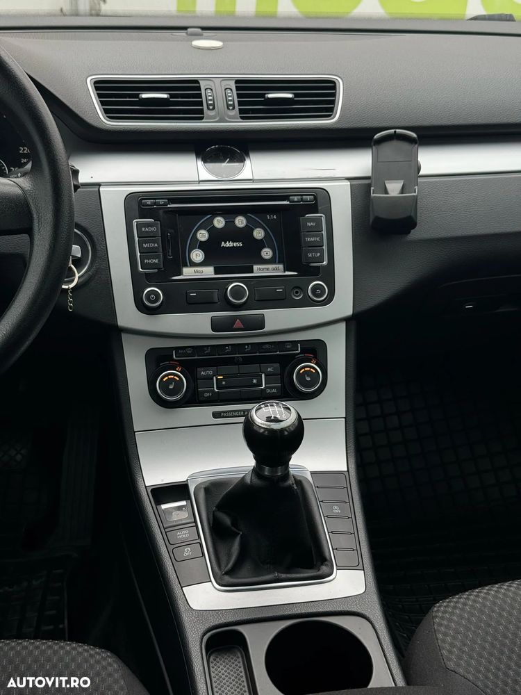 Volkswagen Passat Variant 1.6 TDI BlueMotion Technology Comfortline - 26