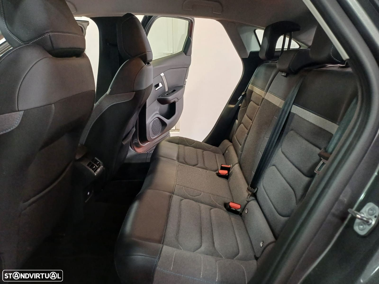 Citroën C4 1.2 PureTech Feel Pack - 13