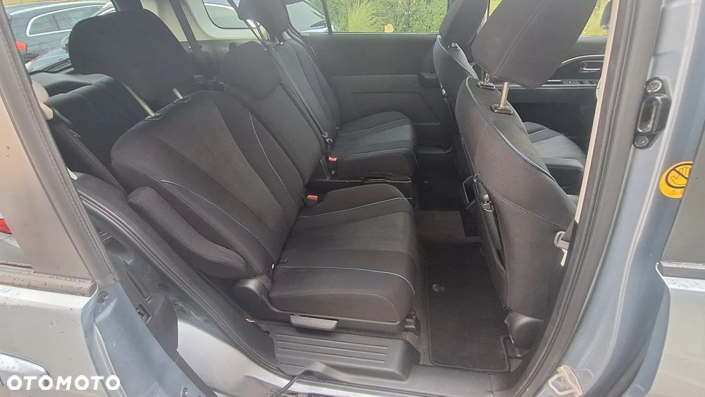 Mazda 5 - 22