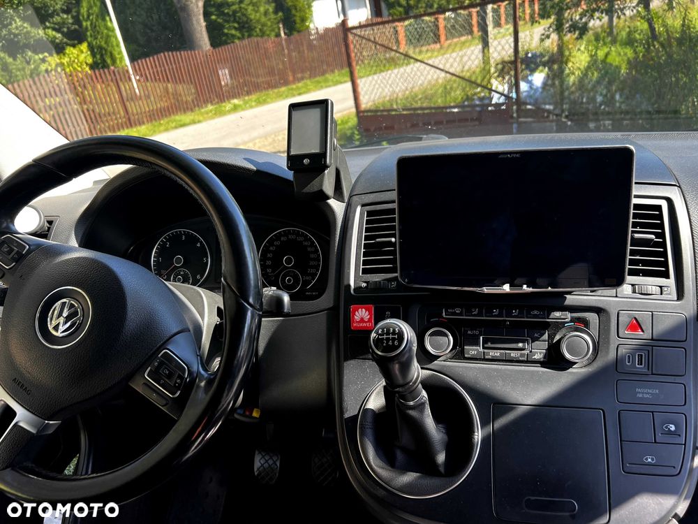 Volkswagen Multivan - 4