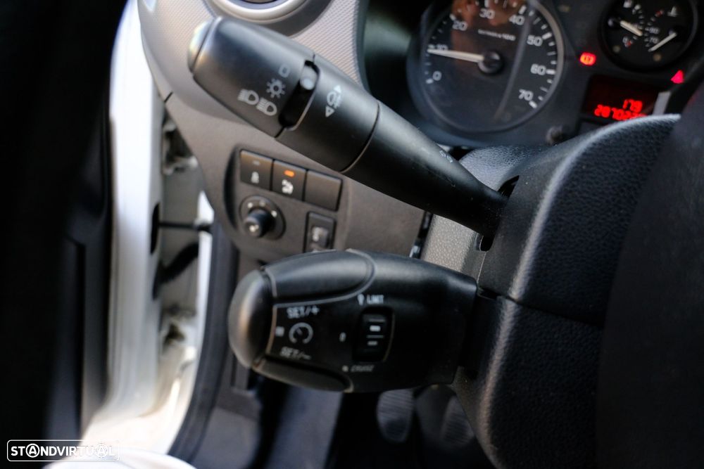 Peugeot Partner 1.6 HDi L2 Pack CD Clim 3L - 12