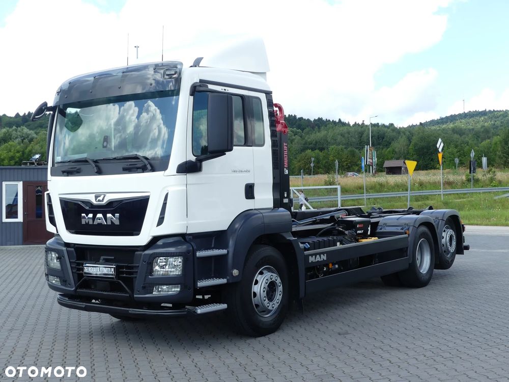 MAN TGS 26.420 / 6x2 / HAKOWIEC / HIAB MULTILIFT / EURO 6 - 8