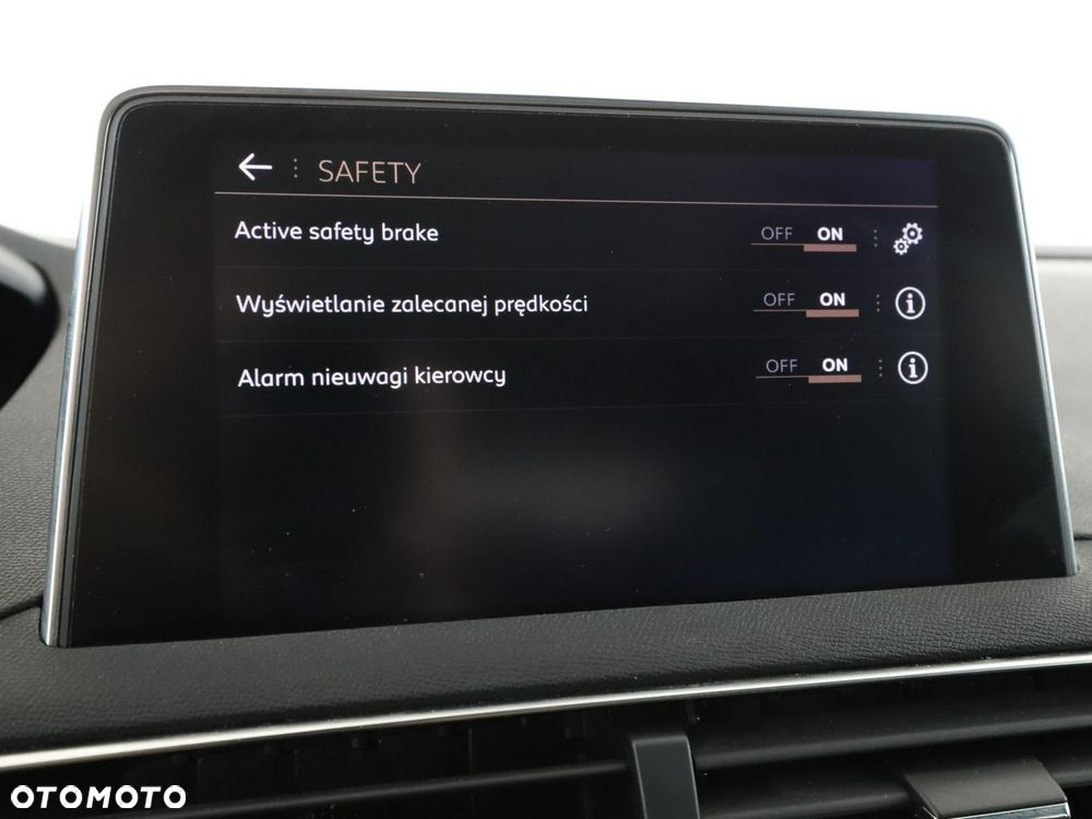 Peugeot 3008 1.2 PureTech GT S&S - 27