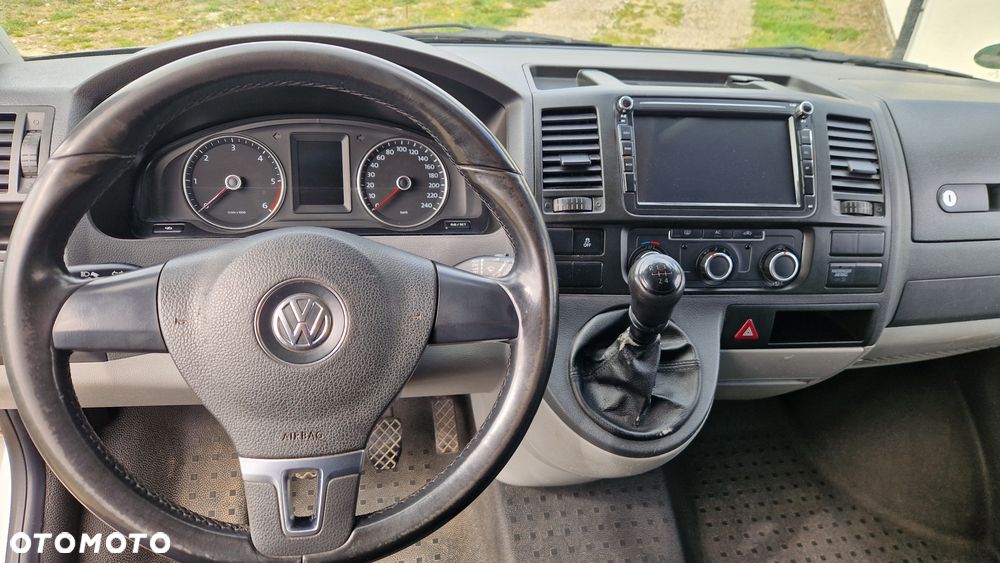 Volkswagen Transporter - 8