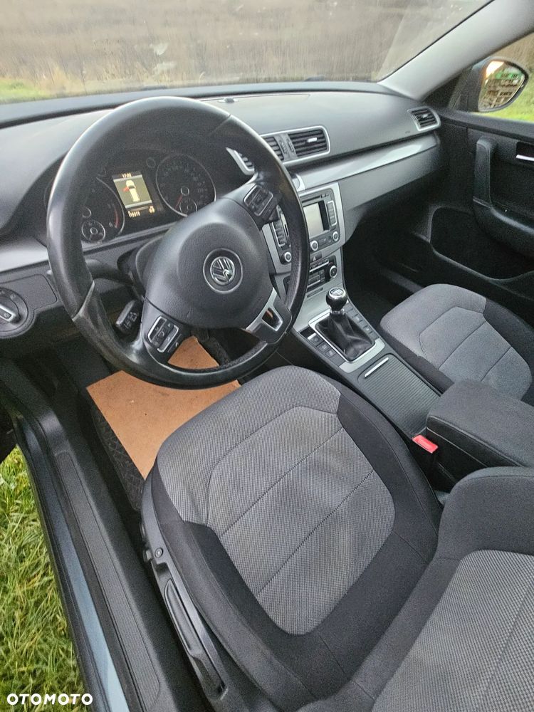 Volkswagen Passat Variant 2.0 TDI Comfortline - 10