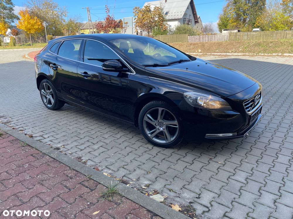 Volvo V40