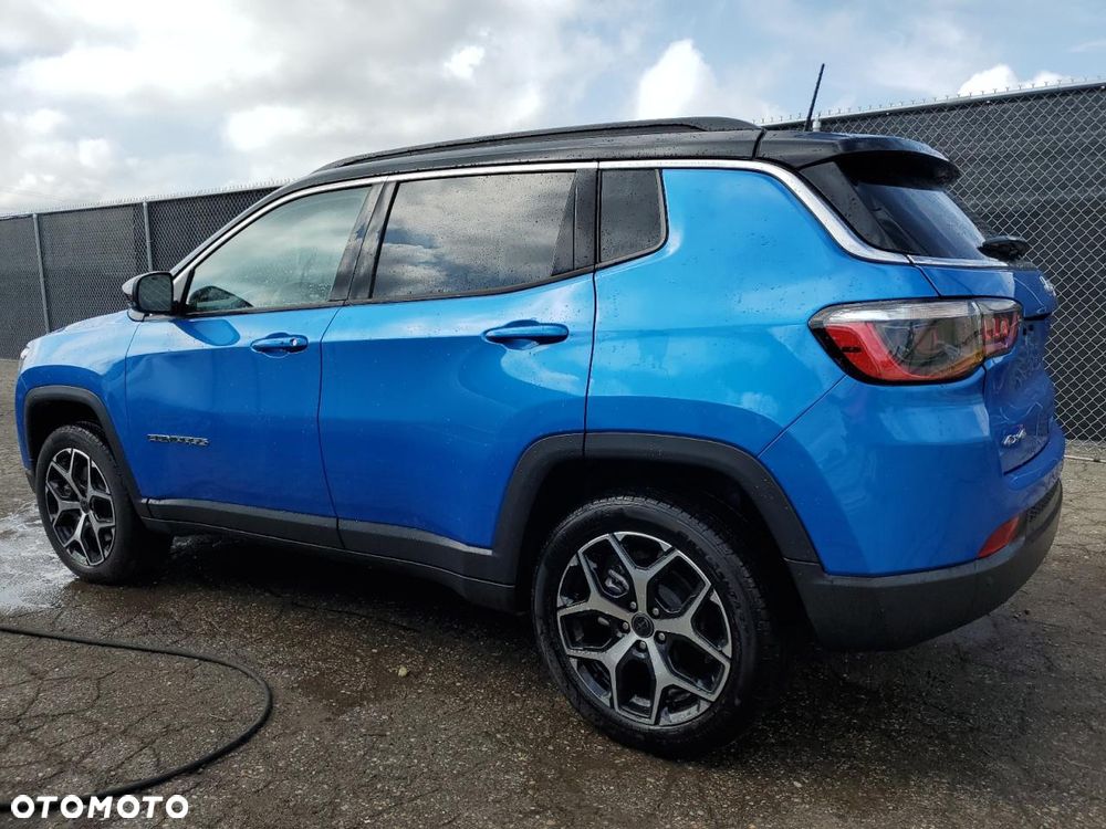 Jeep Compass - 3
