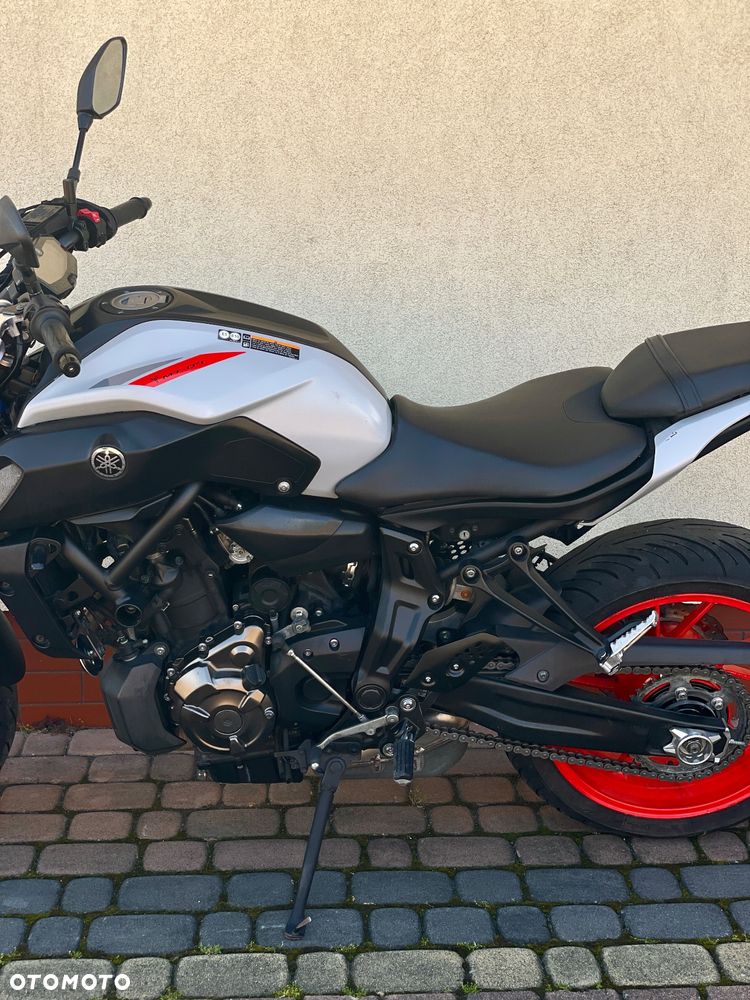 Yamaha MT - 15