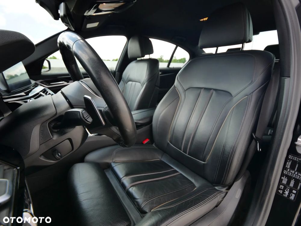 BMW Seria 5 530i xDrive M Sport sport - 28