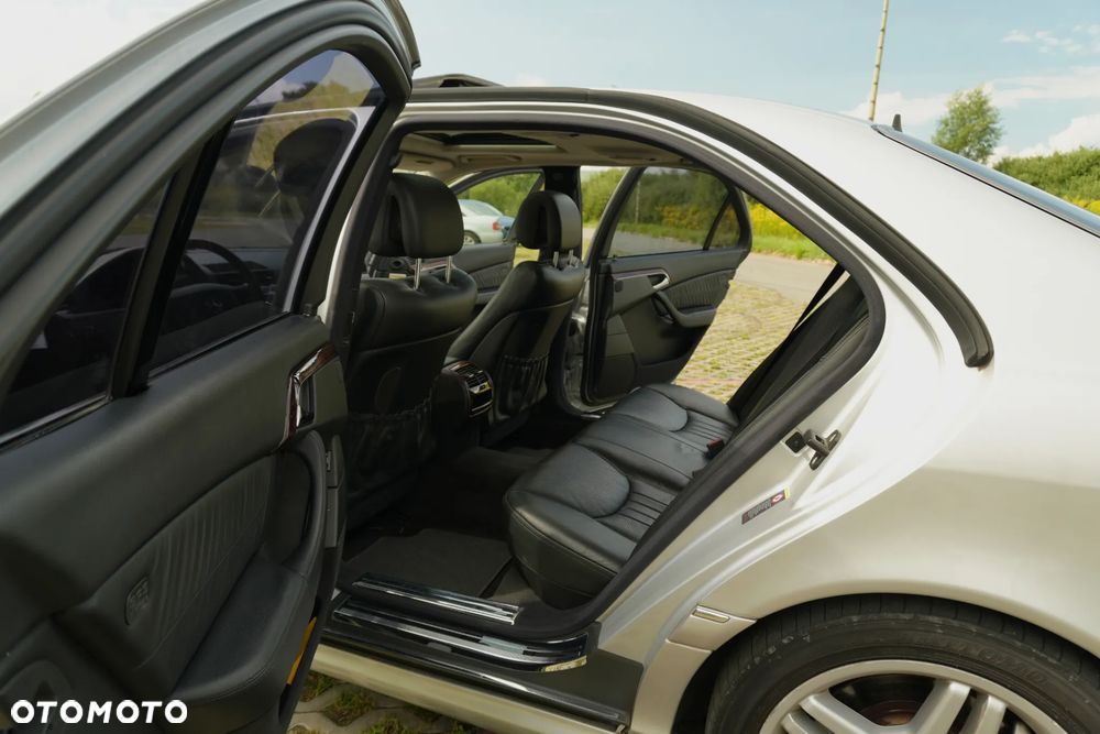 Mercedes-Benz Klasa S 55 AMG L - 12