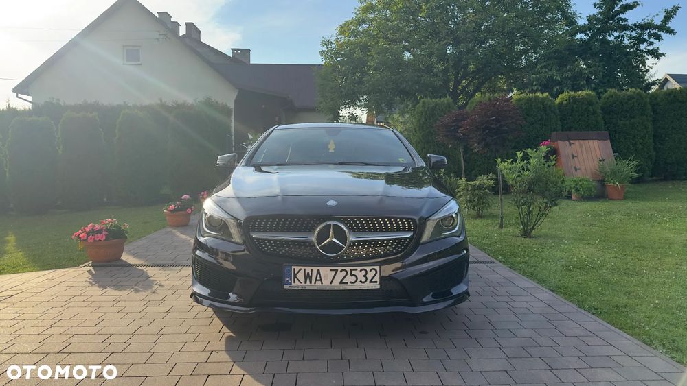 Mercedes-Benz CLA 200 7G-DCT AMG Line - 8