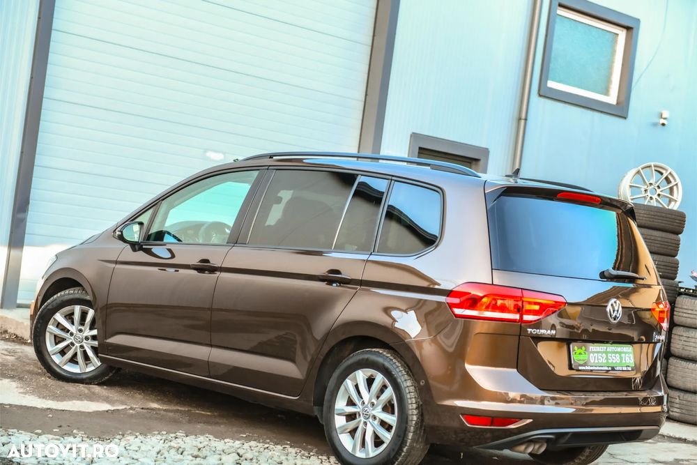 Volkswagen Touran - 6