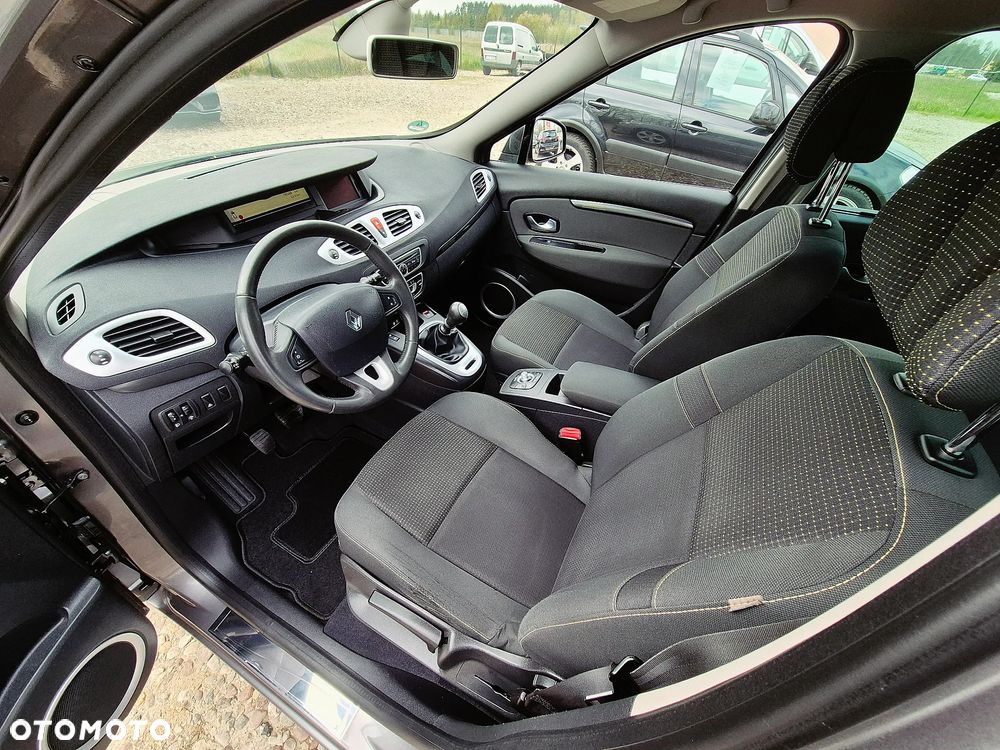 Renault Scenic TCe 130 Dynamique - 17