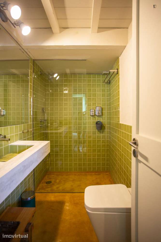 Apartamento com 1 quartos - localizado em Ramalde Porto - Grande imagem: 2/31