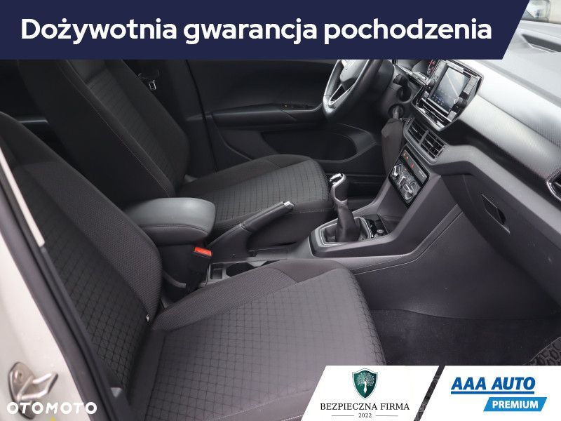 Volkswagen T-Cross - 11