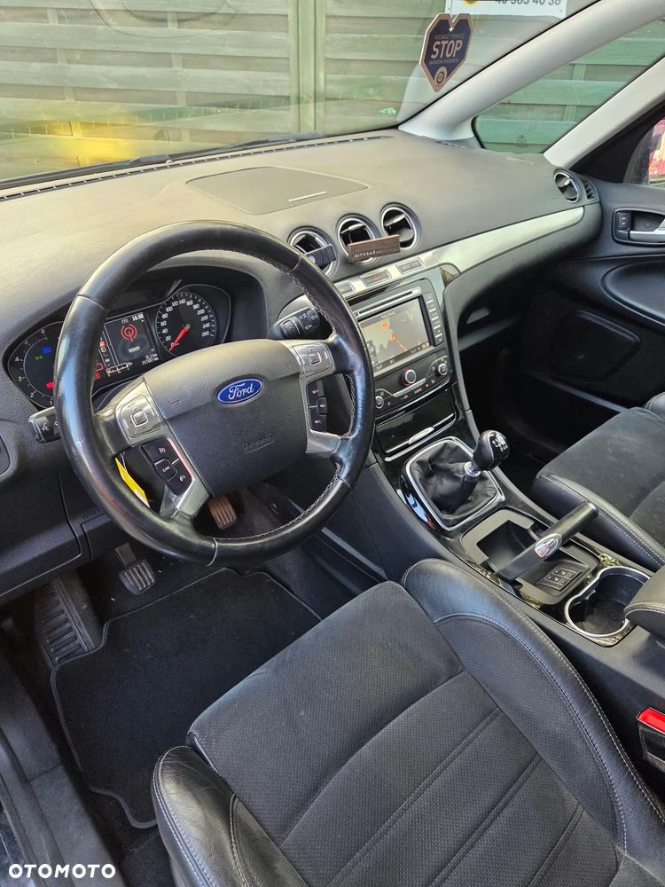 Ford S-Max - 6