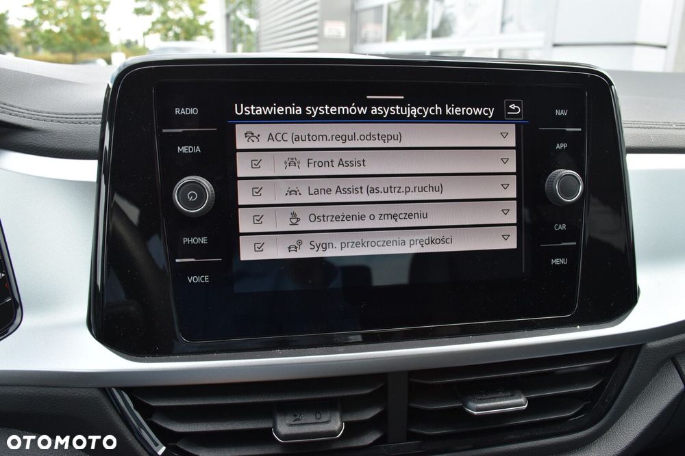 Volkswagen T-Roc 1.5 TSI Life Plus DSG - 22