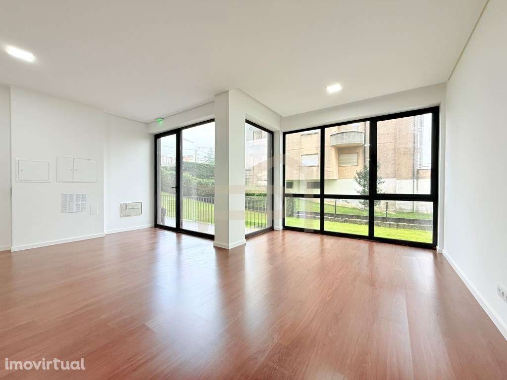 Armazém para arrendamento em Calendário, Vila Nova de Famalicão - Grande imagem: 3/12