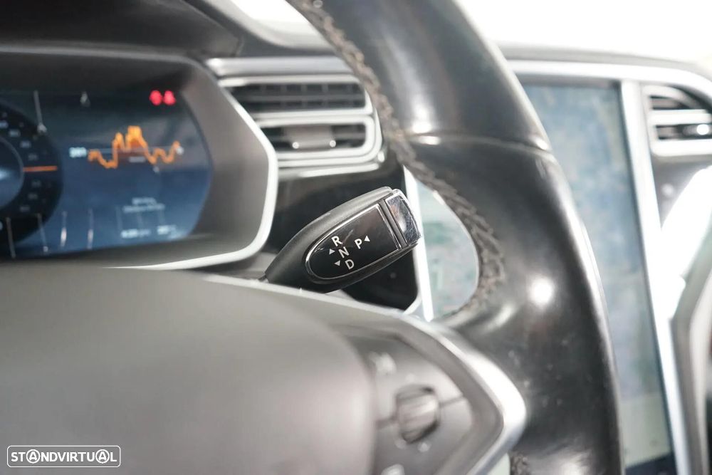 Tesla Model S 85 - 25