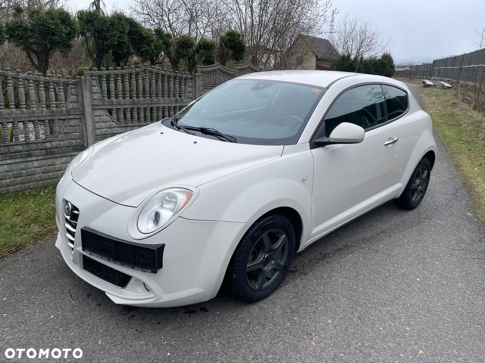 Alfa Romeo Mito 1.4 Distinctive - 1