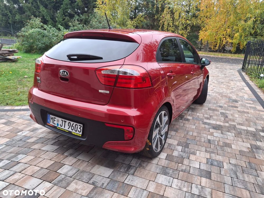 Kia Rio 2015 photo 4